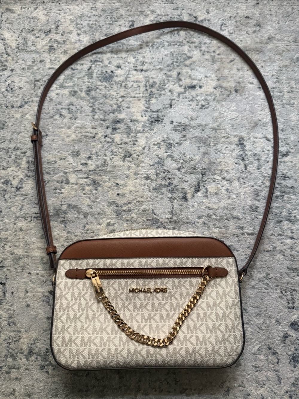 Michael Kors Jet Set Signature Crossbody Bag